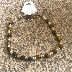 Necklace and earrings set